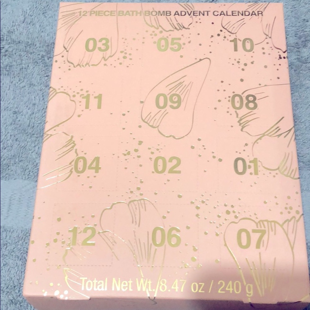 12-Piece Bath Bomb Advent Calendar